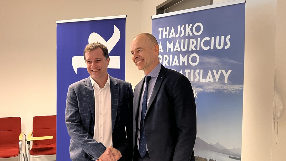 Juraj Sliacky (vľavo) a Ing. Dušan Novota