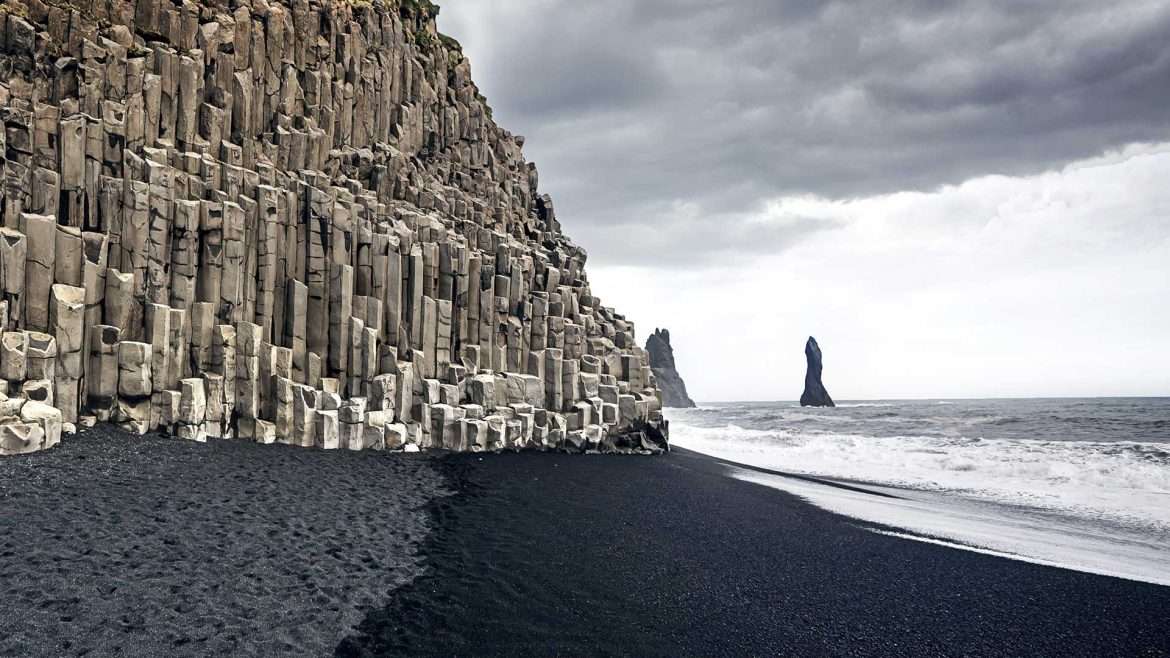 reynisfjara_black_sand_beach