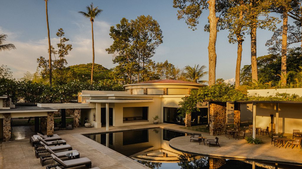 Amansara - Siem Reap / Cambodia (4K)